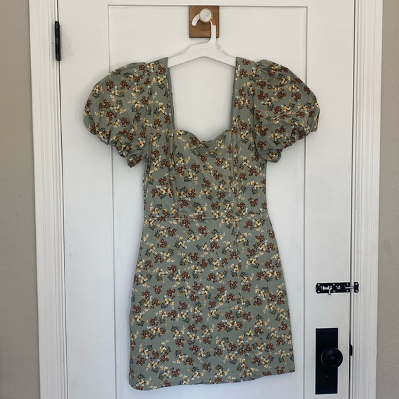 Francesca’s Collection Floral Print Puff Sleeve Bodycon Mini Dress - Picture 1 of 8